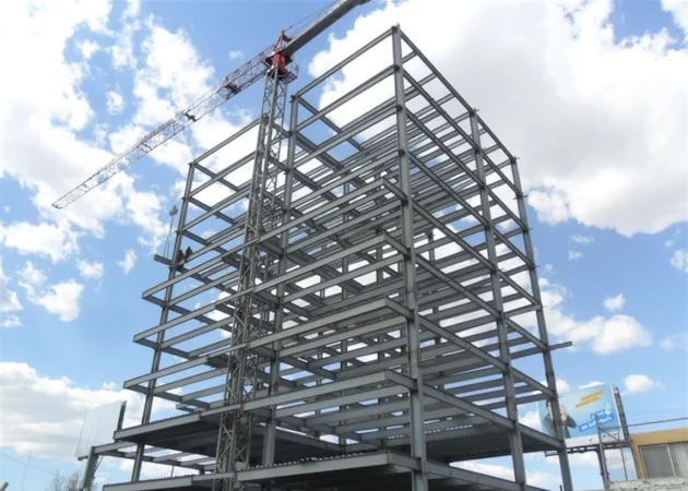 CONSTRUÇÕES METÁLICAS